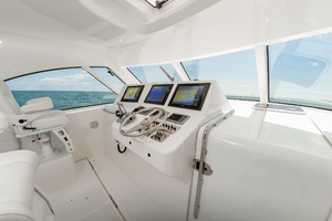 40 Cabo 2013 Ghost 18