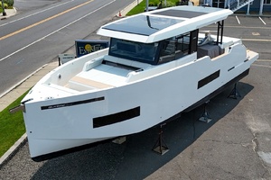 Photo 7386805 for 2027 De Antonio Yachts 50 Coupe  