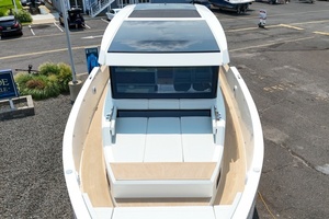 Photo 7387158 for 2027 De Antonio Yachts 50 Coupe  