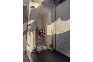27ft Sea Ray Yacht For Sale