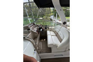 River Song 30ft Four Winns Yacht For Sale