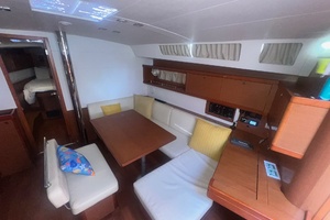 45ft Beneteau Yacht For Sale