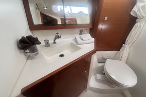 45ft Beneteau Yacht For Sale