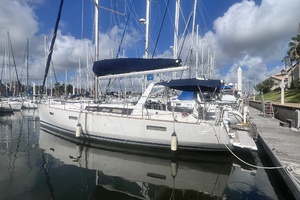 45ft Beneteau Yacht For Sale