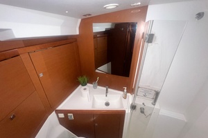 45ft Beneteau Yacht For Sale