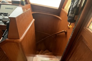 20Stairwell To SR