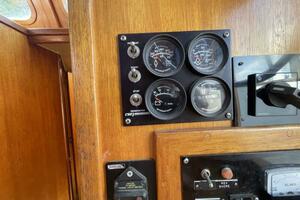TBI SURVIVOR 34ft Californian Yacht For Sale