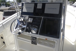 25ft Hydra Sports Yacht For Sale