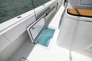 43ft Front Runner Yacht For Sale