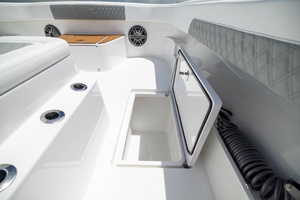 43ft Front Runner Yacht For Sale