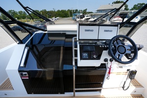 Photo 7400142 for 2027 De Antonio Yachts D32  