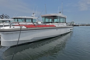 IBIS 28ft Axopar Yacht For Sale