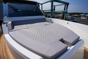 Photo 7400273 for 2027 De Antonio Yachts D32  