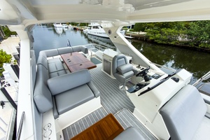 55FT (16.76M) SEA RAY