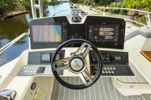 55FT (16.76M) SEA RAY