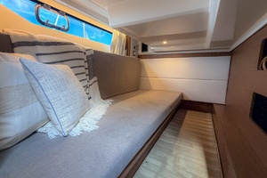 In Stock 42ft Beneteau Yacht For Sale