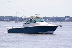 TRIPLE NET 37ft Grady White Yacht For Sale