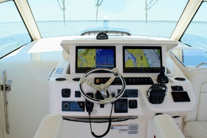 TRIPLE NET 37ft Grady White Yacht For Sale