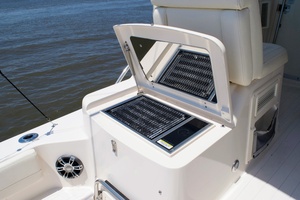 TRIPLE NET 37ft Grady White Yacht For Sale