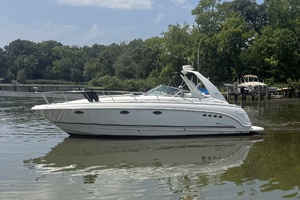 Photo 7405816 for 2004 Chaparral Signature 350 Seas The Day 