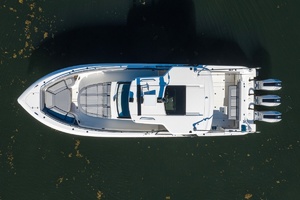 42 ft Boston Whaler 2024 Outrage GATE KEEPER