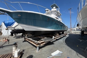 Moroni 35ft Pro Line Yacht For Sale
