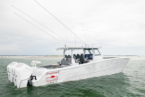 42FT (12.8M) FREEMAN Worth Avenue Yachts