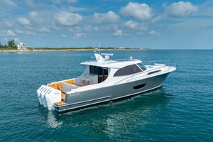 Eclipse 50 - STINGRAY GRAY - Exterior Profile