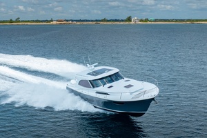 Eclipse 50 - STINGRAY GRAY - Exterior Profile