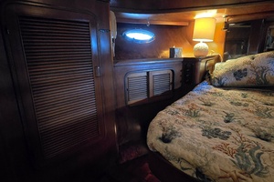 1700 Somewhere 56ft Marine Trader Yacht For Sale