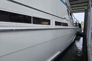 1700 Somewhere 56ft Marine Trader Yacht For Sale