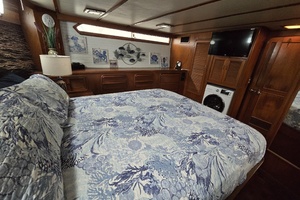 1700 Somewhere 56ft Marine Trader Yacht For Sale