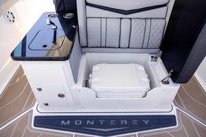 Photo 7409220 for 2027 Monterey Elite 30 OB  