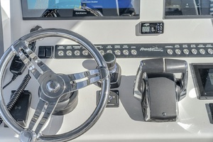 33ft Front Runner Yacht For Sale