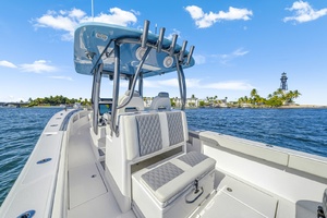 33ft Front Runner Yacht For Sale