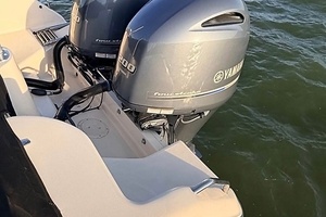 27ft Grady White Yacht For Sale
