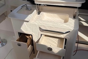 27ft Grady White Yacht For Sale