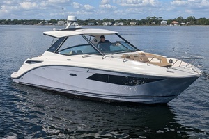 32ft Sea Ray Yacht For Sale