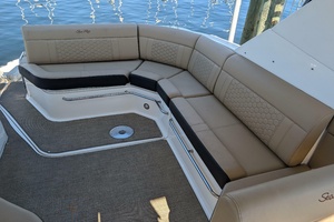 32ft Sea Ray Yacht For Sale