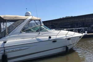 33ft Maxum Yacht For Sale