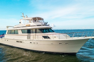 CHAMPAGNE yacht for sale