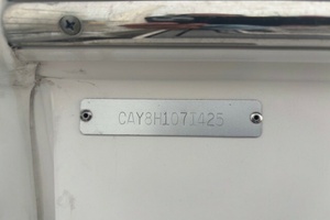 Dolphin Magnet 28ft Caymas Yacht For Sale