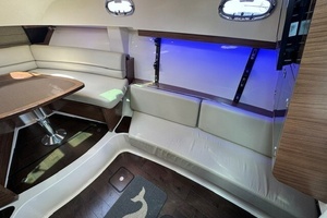 34ft Boston Whaler Yacht For Sale