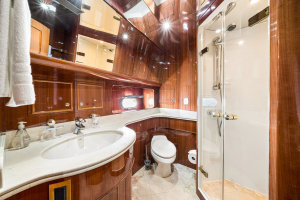 SWEET SARAH 82ft Horizon Yacht For Sale