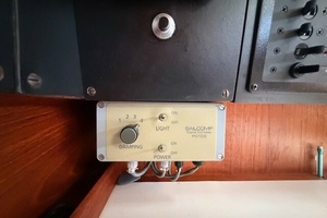 RAZZMATAZZ 42ft Sabre Yacht For Sale