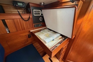 RAZZMATAZZ 42ft Sabre Yacht For Sale