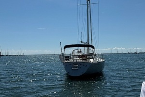 RAZZMATAZZ 42ft Sabre Yacht For Sale