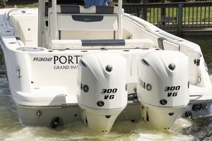 30ft Robalo Yacht For Sale