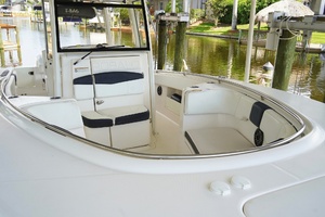 30ft Robalo Yacht For Sale