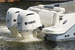 30ft Robalo Yacht For Sale